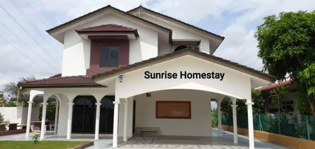 Sunrise Homestay Alor Setar Bagian luar foto